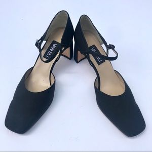 VINTAGE VANELI | BLOCK HEELS